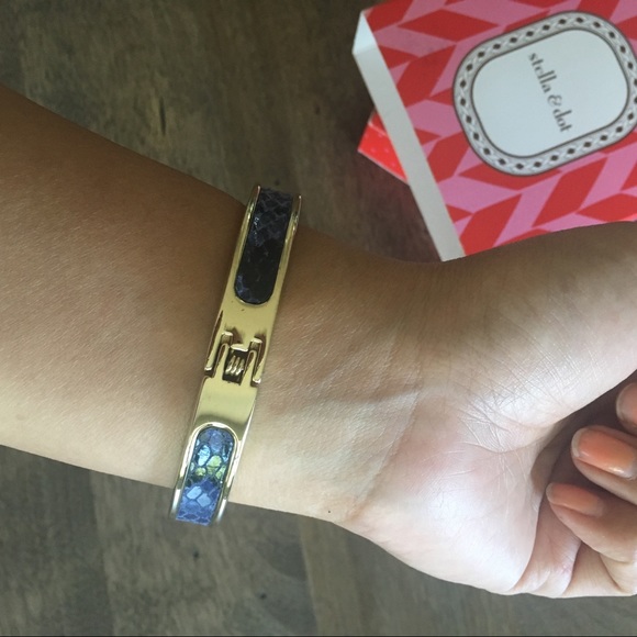 🇨🇦2/$15 Stella & Dot EMERSON BANGLE, leather - Picture 9 of 9